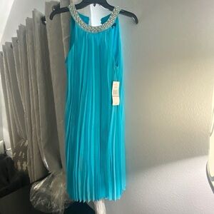 NWT Turquoise Pleated Dress with Pearl Collar